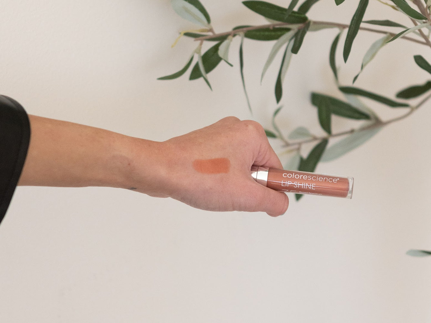 Lip Shine SPF 35
